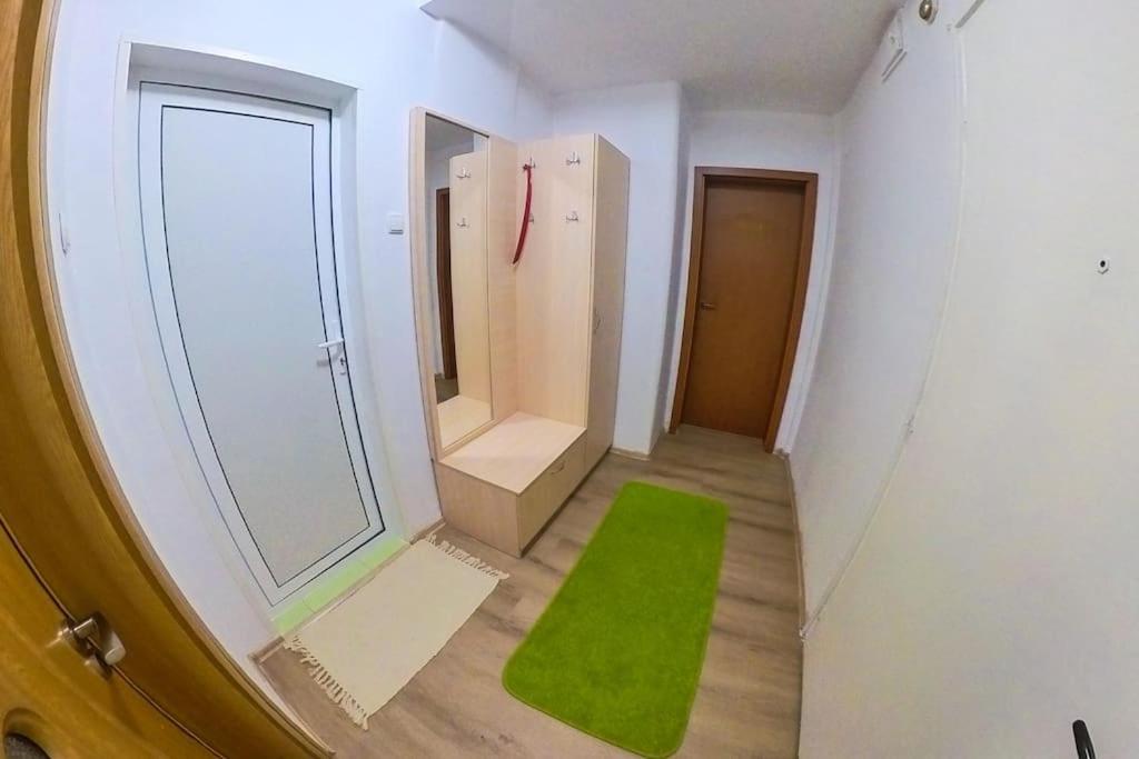 The Green Apartment In The Heart Of Old Sofia 1Bdr ภายนอก รูปภาพ