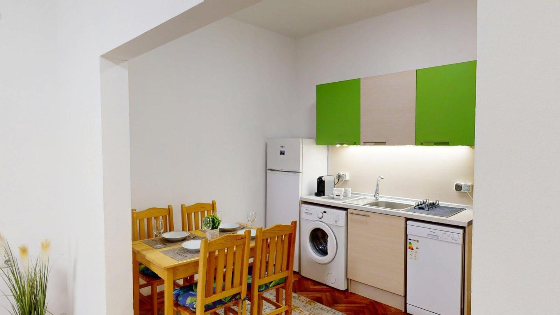 The Green Apartment In The Heart Of Old Sofia 1Bdr ภายนอก รูปภาพ